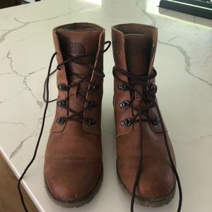 Women’s north face hiking boots